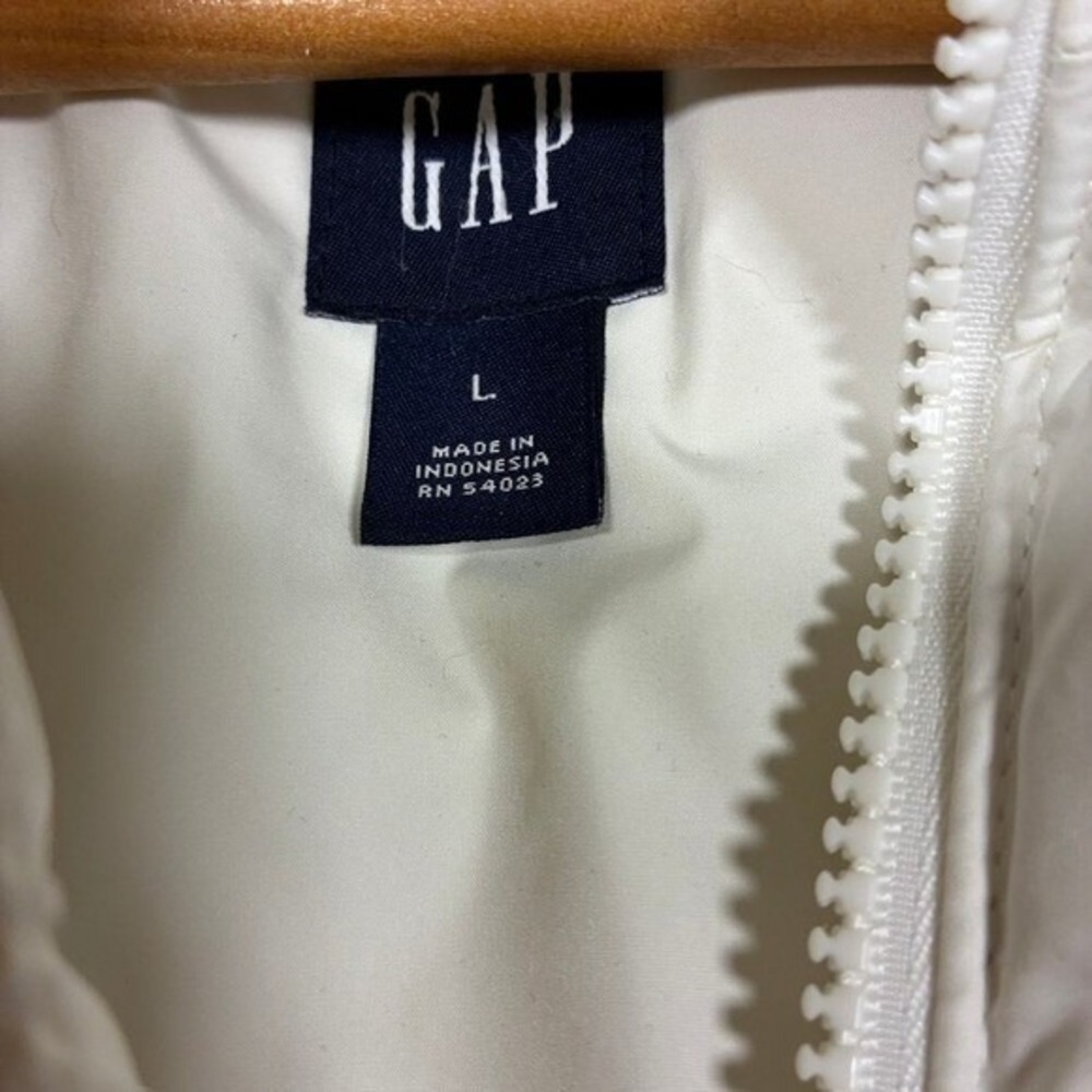 GAP Down Puffer Vest Belt Vintage Y2K Snow Bunny Apres Ski Preppy Winter School - Picture 3 of 7